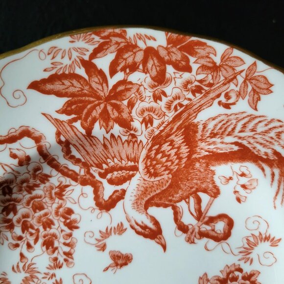 Royal Crown Derby Red Aves Pattern Salad Plate 8.375", Bird Plate - Picture 3 of 7